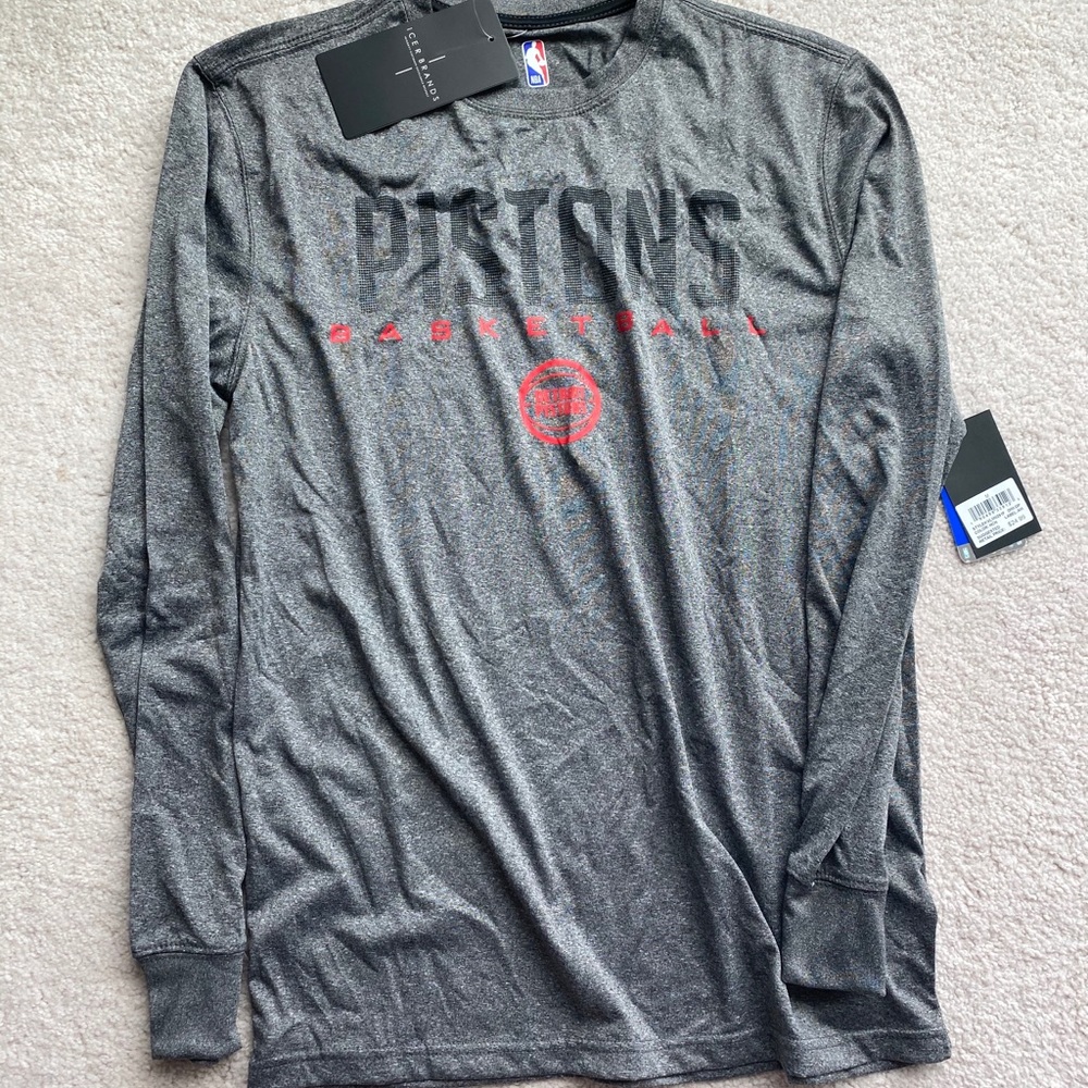 NWT Detroit Pistons Long Sleeve (Unisex)